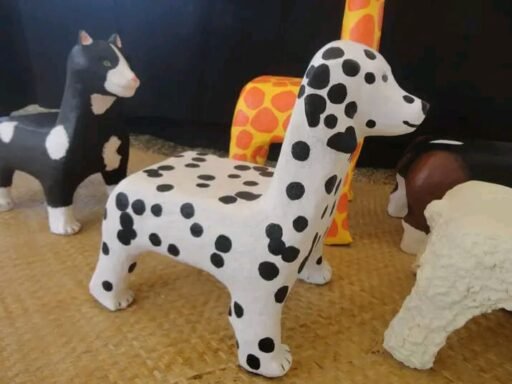 Inge Kitzing Herrera, Animalitos de Reciclaje y Amor, herramientas para promover la sostenibilidad y celebrar la belleza natural de Costa Rica.