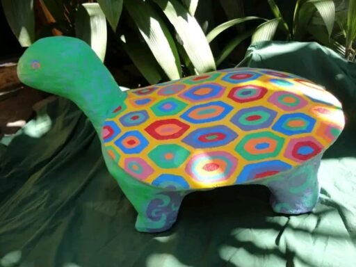 Inge Kitzing Herrera, Animalitos de Reciclaje y Amor, herramientas para promover la sostenibilidad y celebrar la belleza natural de Costa Rica.